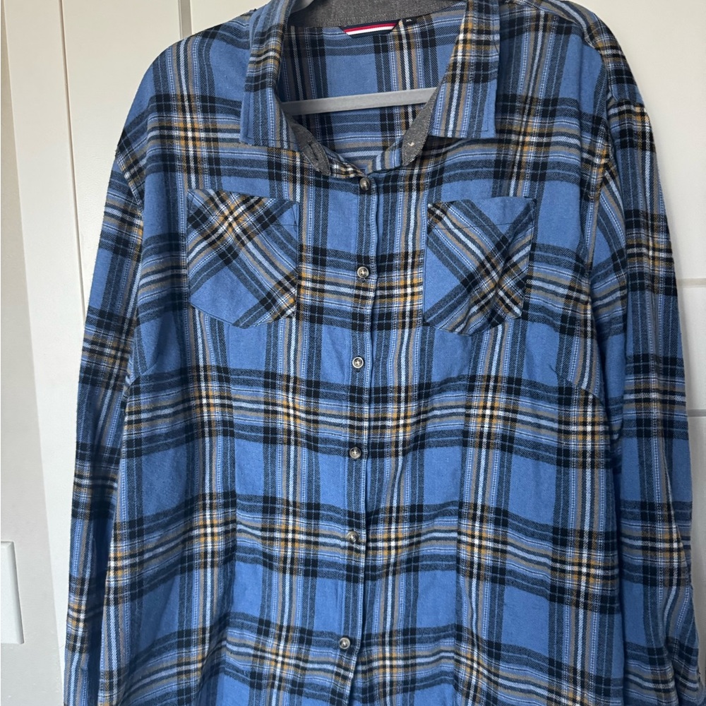 Blue Plaid Flannel Button-Up Shirt - Women's Casual Top